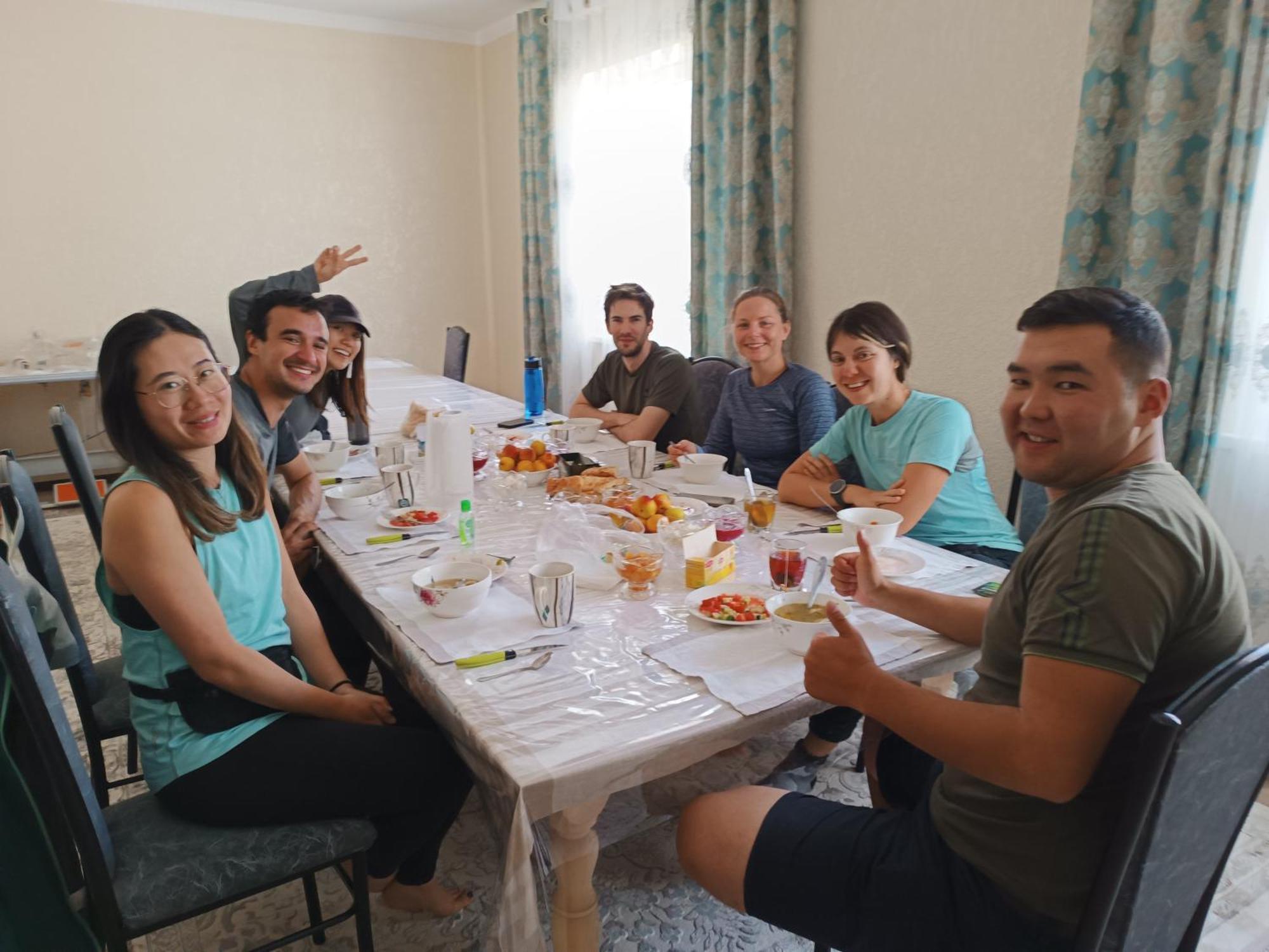 Uz-Anar Guest House Kochkor 外观 照片