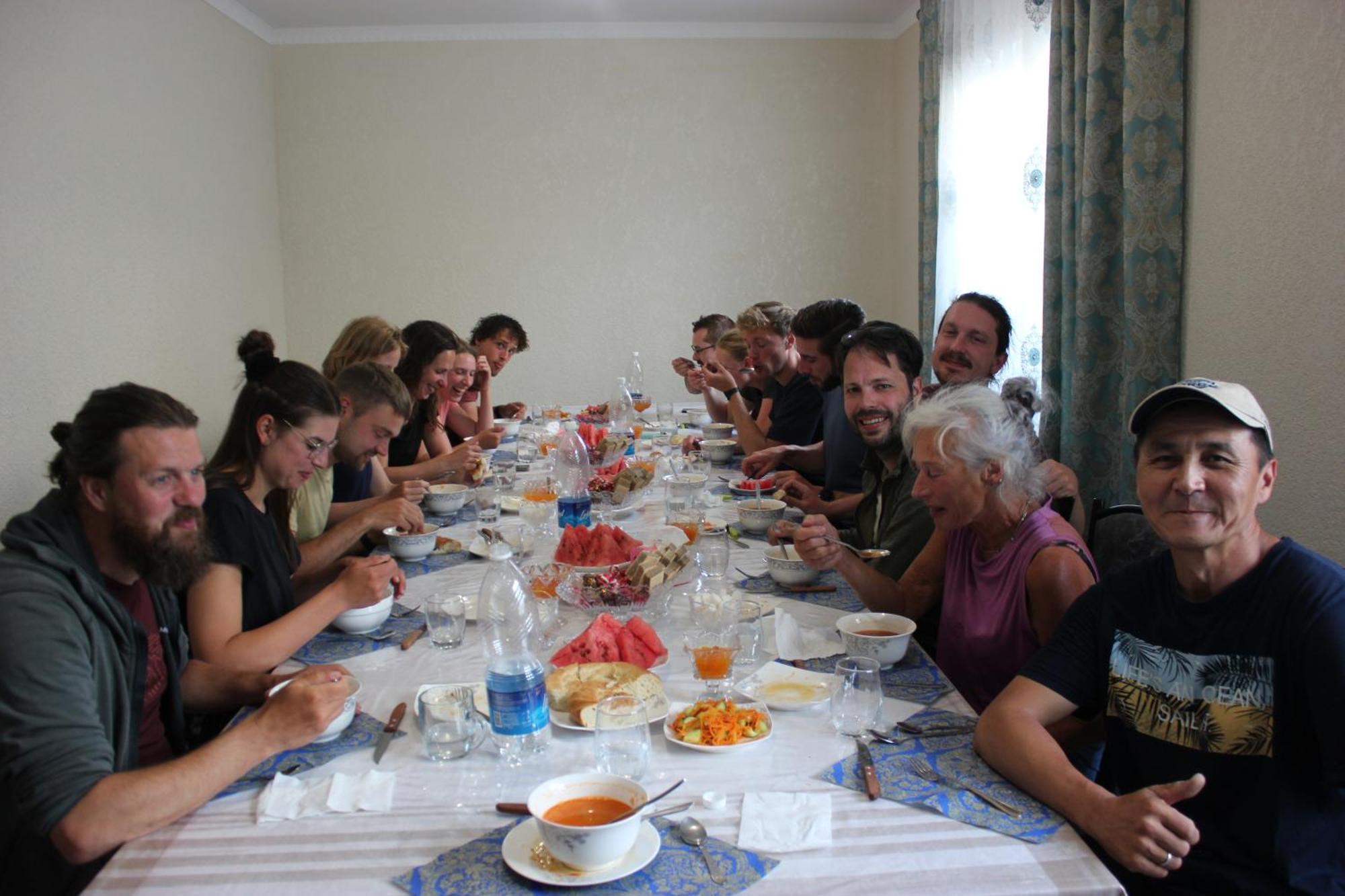 Uz-Anar Guest House Kochkor 外观 照片
